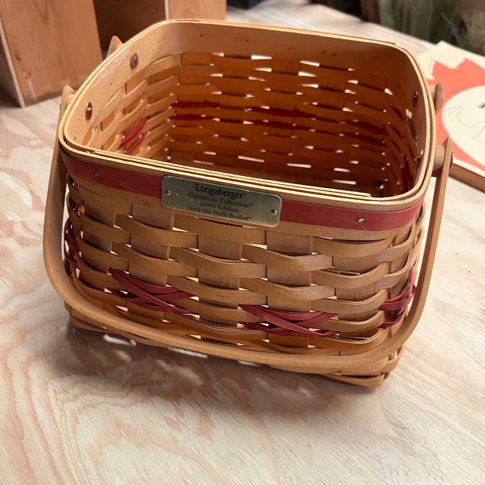 Longaberger Christmas collection 2000 deck the halls basket